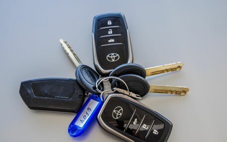 Toyota Camry, 2017 год, 2 298 000 рублей, 40 фотография