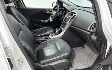 Opel Astra J, 2011 год, 600 000 рублей, 13 фотография