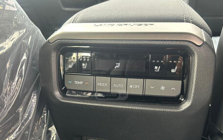 Toyota Land Cruiser Prado, 2025 год, 7 300 000 рублей, 8 фотография