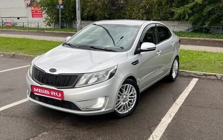 KIA Rio III рестайлинг, 2012 год, 890 000 рублей, 3 фотография