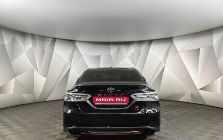 Toyota Camry, 2021 год, 3 400 000 рублей, 8 фотография