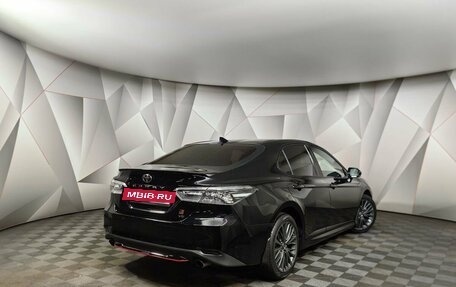 Toyota Camry, 2021 год, 3 400 000 рублей, 2 фотография
