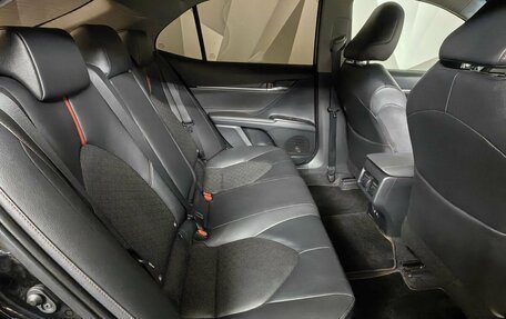 Toyota Camry, 2021 год, 3 400 000 рублей, 13 фотография