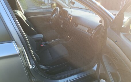 Mitsubishi Outlander III рестайлинг 3, 2012 год, 1 350 000 рублей, 7 фотография