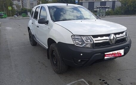 Renault Duster I рестайлинг, 2017 год, 680 000 рублей, 4 фотография