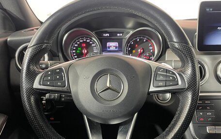 Mercedes-Benz CLA, 2018 год, 1 859 000 рублей, 13 фотография
