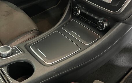 Mercedes-Benz CLA, 2018 год, 1 859 000 рублей, 19 фотография