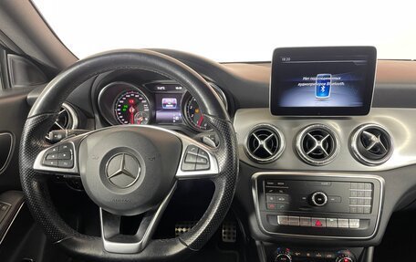 Mercedes-Benz CLA, 2018 год, 1 859 000 рублей, 14 фотография