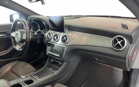 Mercedes-Benz CLA, 2018 год, 1 859 000 рублей, 11 фотография