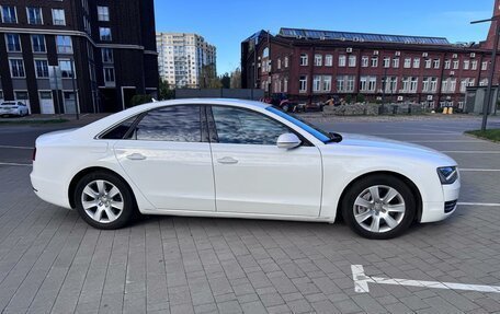 Audi A8, 2010 год, 1 520 000 рублей, 4 фотография