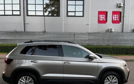 Volkswagen Taos, 2021 год, 2 390 000 рублей, 14 фотография