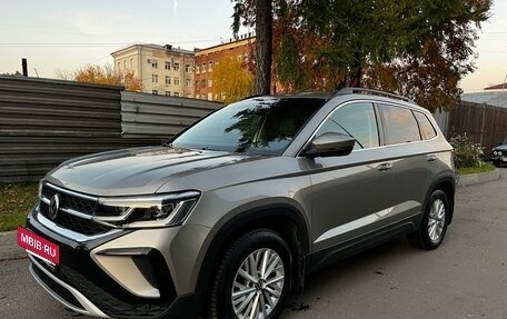 Volkswagen Taos, 2021 год, 2 390 000 рублей, 15 фотография