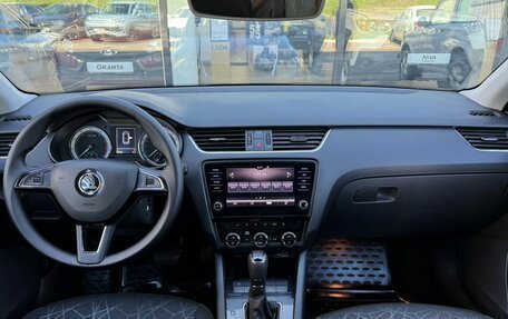 Skoda Octavia, 2019 год, 1 976 340 рублей, 7 фотография