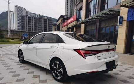 Hyundai Elantra, 2023 год, 1 750 143 рублей, 5 фотография