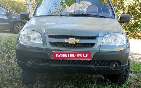 Chevrolet Niva I рестайлинг, 2012 год, 350 000 рублей, 1 фотография