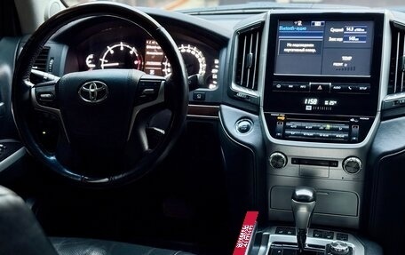 Toyota Land Cruiser 200, 2015 год, 4 250 000 рублей, 8 фотография