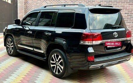 Toyota Land Cruiser 200, 2015 год, 4 250 000 рублей, 5 фотография