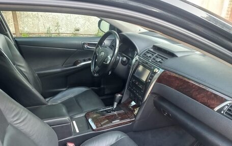 Toyota Camry, 2015 год, 1 800 000 рублей, 3 фотография