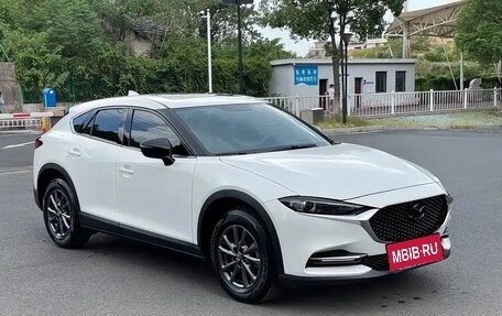 Mazda CX-4, 2022 год, 2 150 000 рублей, 3 фотография
