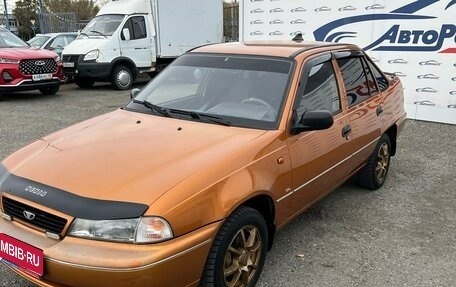Daewoo Nexia I рестайлинг, 2002 год, 159 000 рублей, 1 фотография