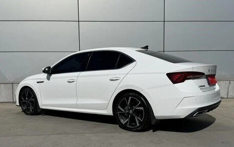Skoda Octavia IV, 2022 год, 1 800 500 рублей, 4 фотография
