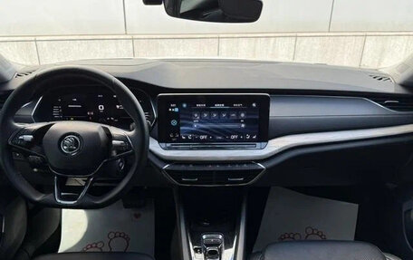 Skoda Octavia IV, 2022 год, 1 800 500 рублей, 8 фотография