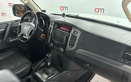 Mitsubishi Pajero IV, 2015 год, 2 499 000 рублей, 12 фотография