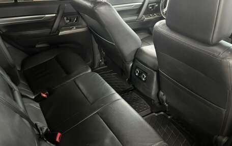 Mitsubishi Pajero IV, 2015 год, 2 499 000 рублей, 20 фотография