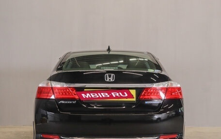 Honda Accord IX рестайлинг, 2015 год, 1 999 000 рублей, 6 фотография