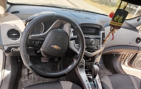 Chevrolet Cruze II, 2012 год, 600 000 рублей, 9 фотография