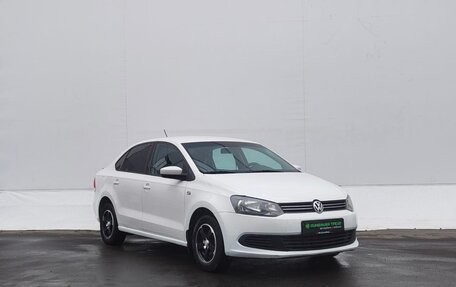 Volkswagen Polo VI (EU Market), 2013 год, 740 000 рублей, 3 фотография