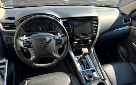 Mitsubishi Montero Sport, 2021 год, 3 599 000 рублей, 6 фотография