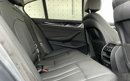 BMW 5 серия, 2020 год, 3 640 000 рублей, 13 фотография