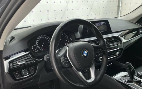 BMW 5 серия, 2020 год, 3 640 000 рублей, 15 фотография