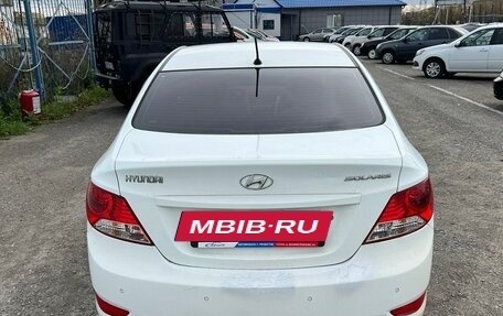 Hyundai Solaris II рестайлинг, 2012 год, 730 000 рублей, 6 фотография