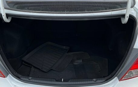 Hyundai Solaris II рестайлинг, 2012 год, 730 000 рублей, 16 фотография