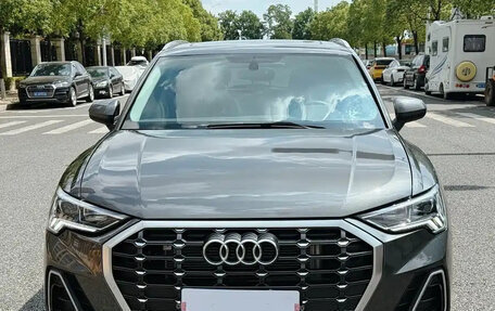 Audi Q3, 2022 год, 2 100 000 рублей, 2 фотография