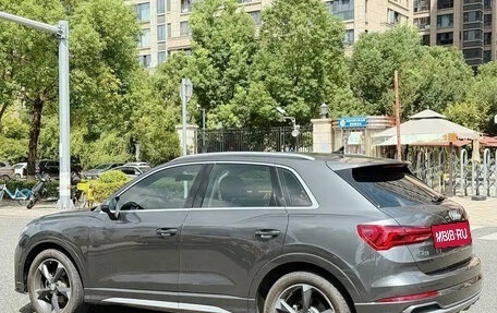 Audi Q3, 2022 год, 2 100 000 рублей, 5 фотография
