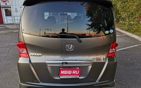 Honda Freed I, 2011 год, 880 000 рублей, 5 фотография