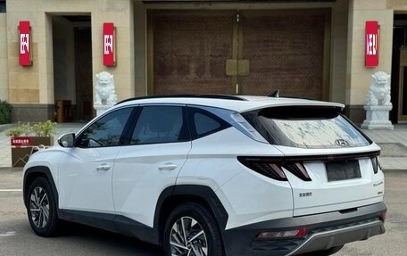 Hyundai Tucson, 2022 год, 2 100 000 рублей, 5 фотография