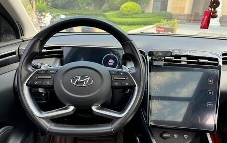 Hyundai Tucson, 2022 год, 2 100 000 рублей, 10 фотография