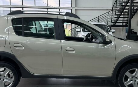 Renault Sandero II рестайлинг, 2017 год, 1 099 000 рублей, 7 фотография