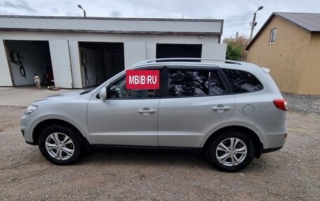Hyundai Santa Fe III рестайлинг, 2010 год, 1 300 000 рублей, 2 фотография