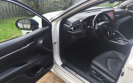 Toyota Camry, 2021 год, 4 750 000 рублей, 8 фотография