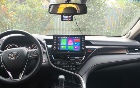 Toyota Camry, 2021 год, 4 750 000 рублей, 9 фотография