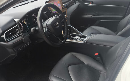 Toyota Camry, 2021 год, 4 750 000 рублей, 7 фотография
