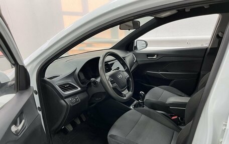 Hyundai Solaris II рестайлинг, 2018 год, 1 090 000 рублей, 9 фотография