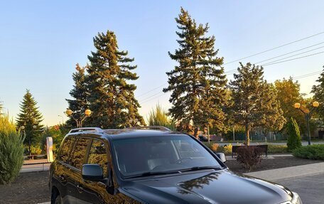 Toyota Land Cruiser 200, 2011 год, 2 880 000 рублей, 4 фотография