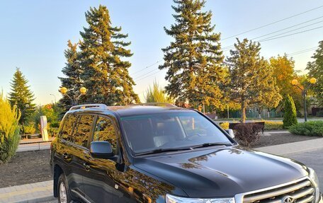 Toyota Land Cruiser 200, 2011 год, 2 880 000 рублей, 16 фотография