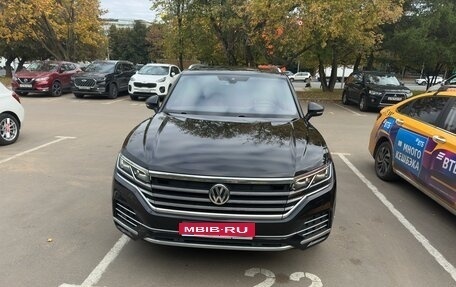 Volkswagen Touareg III, 2019 год, 5 100 000 рублей, 1 фотография